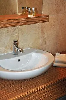 布鲁戴蒙德奥尔亚酒店 酒店 4*