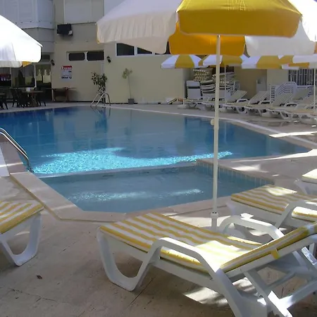 布鲁戴蒙德奥尔亚酒店 4*